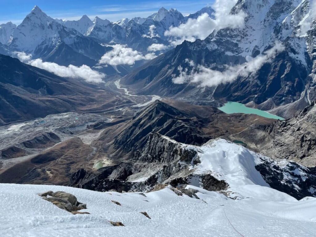 Ama Dablam with Lobuch...